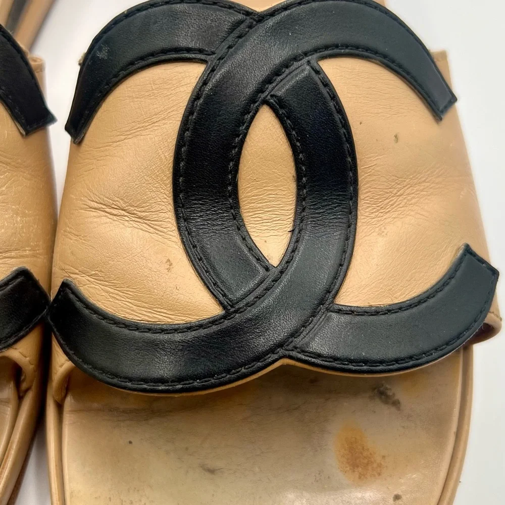 Sold! CHANEL Beige and Black Women's Sandals - Picture 3 of 8